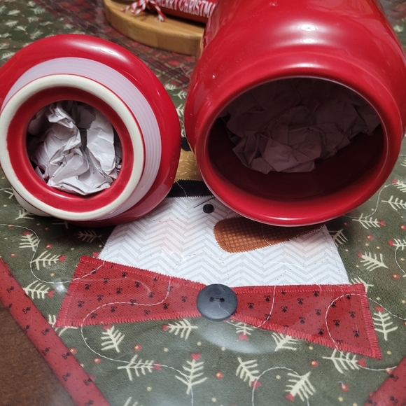 Rae Dunn "Gnome Home" Canister - Picture 6 of 11